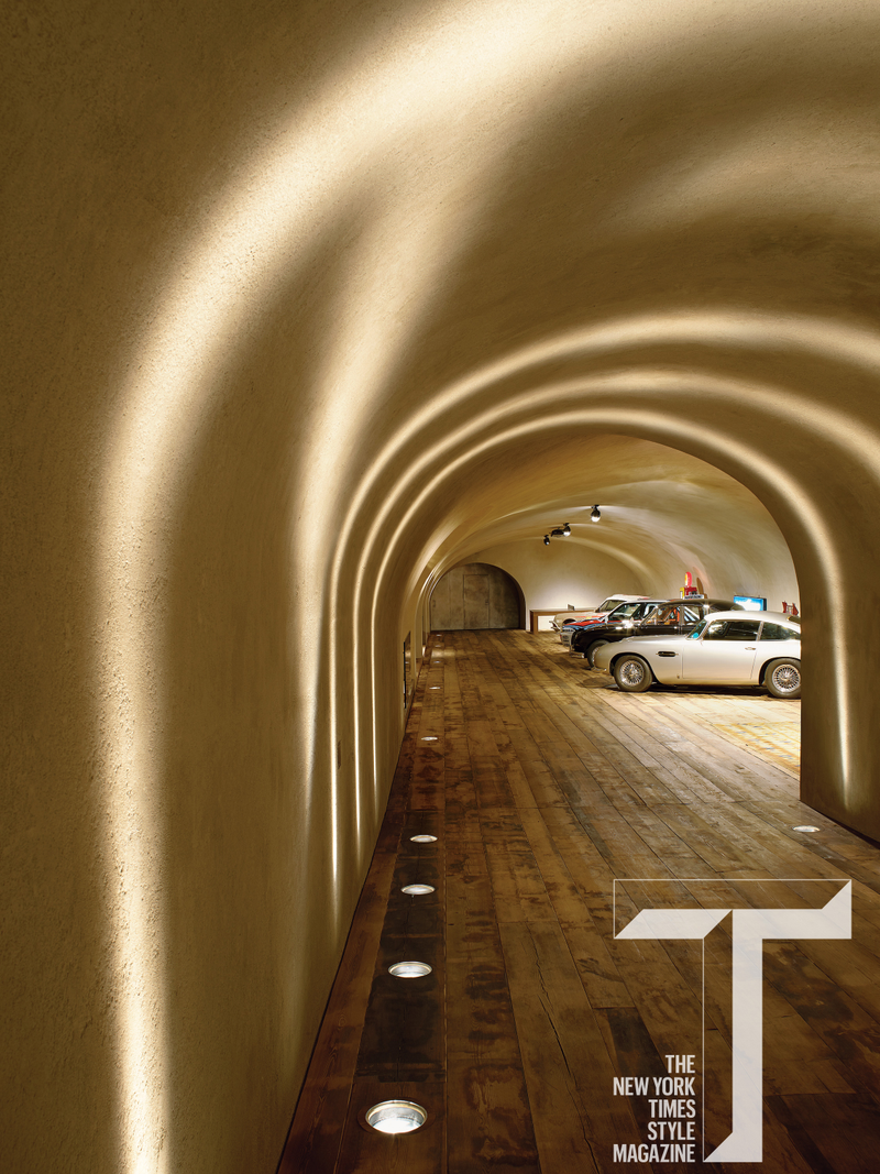Illustration for article titled CEO's Swiss Alps Estate Is a Dope James Bond Villain Hideout